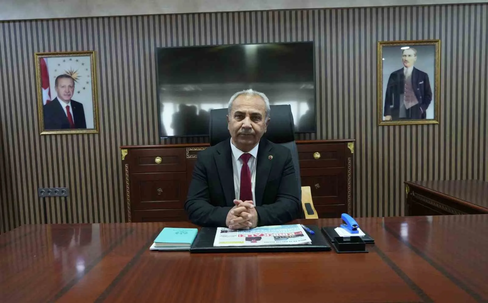 BELEDİYE BAŞKANVEKİLLİĞİ SEÇİMİNİ AK PARTİLİ MECLİS ÜYESİ HAMDİ AÇIKGÖZ KAZANDI.