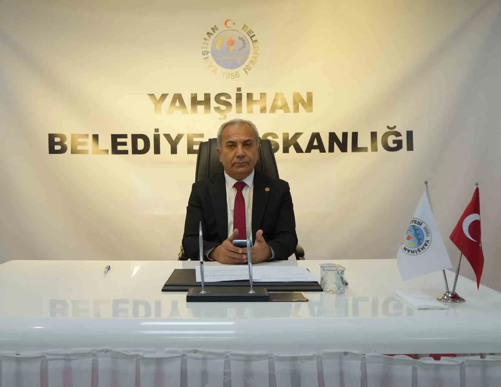 BELEDİYE BAŞKANVEKİLLİĞİ SEÇİMİNİ AK PARTİLİ MECLİS ÜYESİ HAMDİ AÇIKGÖZ KAZANDI.
