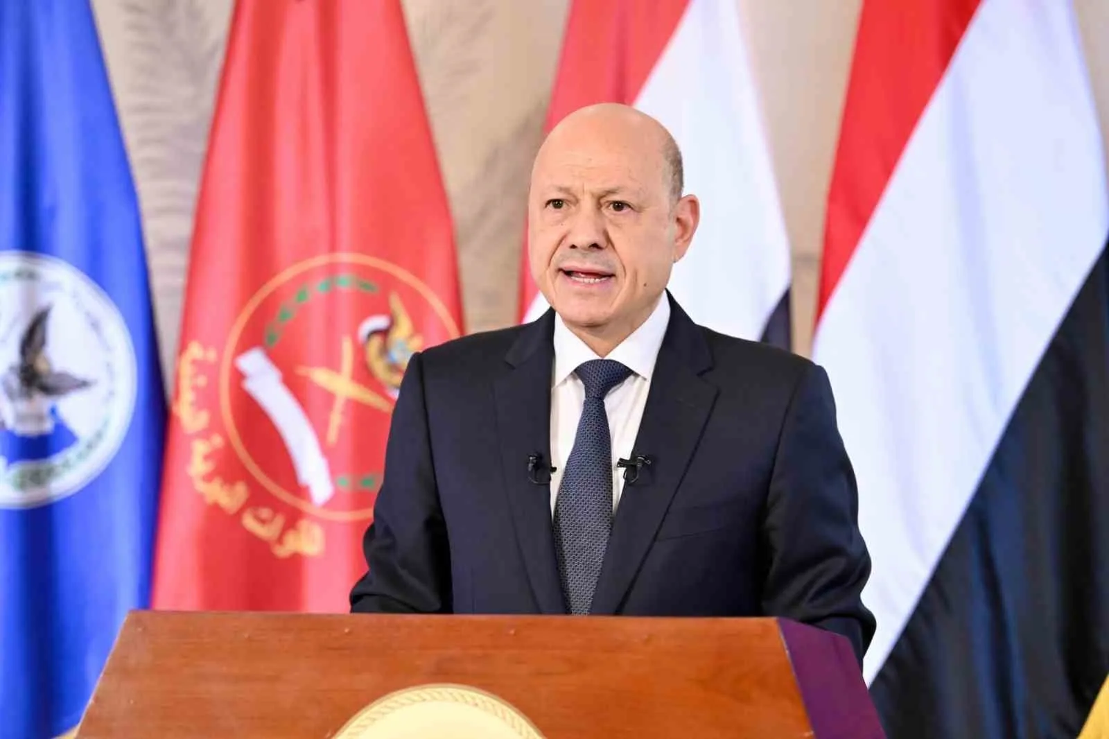 YEMEN CUMHURBAŞKANLIĞI KONSEYİ BAŞKANI REŞAD EL-ALİMİ, BÖLGEDEKİ GERİLİMİN DÜŞÜRÜLMESİNE YÖNELİK ÇABALARIN SONUÇSUZ KALMASININ ARDINDAN, ÜLKEDEKİ İRAN DESTEKLİ HUSİLERİN KONTROLÜ ALTINDAKİ BÖLGELERİN GERİ ALINMASINA YÖNELİK GENİŞ KAPSAMLI BİR ASKERİ OPERASYON BAŞLATTIKLARINI AÇIKLADI.