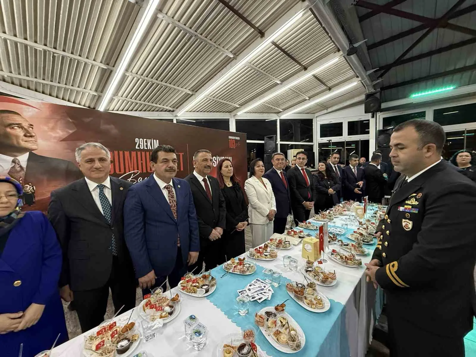 ZONGULDAK’TA 29 EKİM CUMHURİYET BAYRAMI RESEPSİYONU DÜZENLENDİ