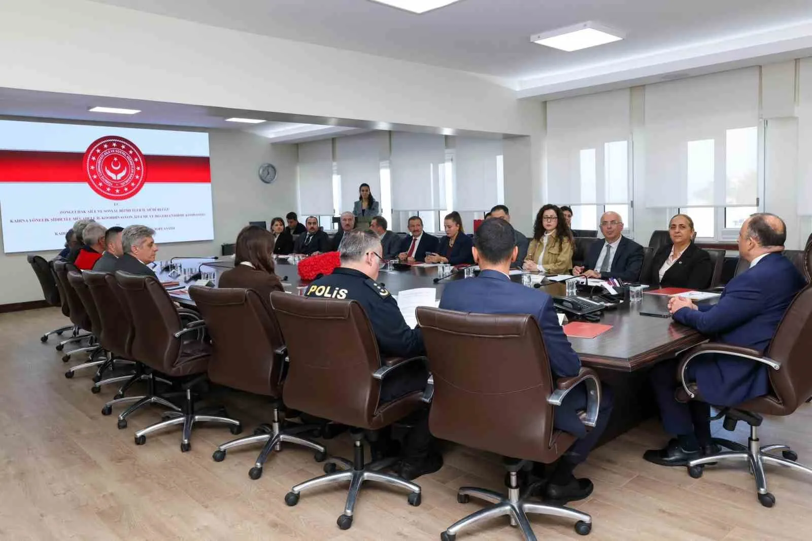 ZONGULDAK’TA KADINA YÖNELİK ŞİDDETLE MÜCADELE TOPLANTISI